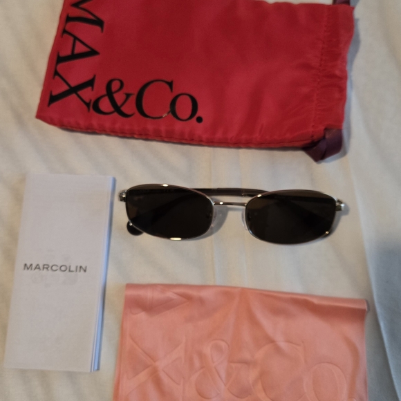 Max & Co MO0135 32E women Eyewear with Adjustable silicone nose Pads Sunglasses - Picture 2 of 15